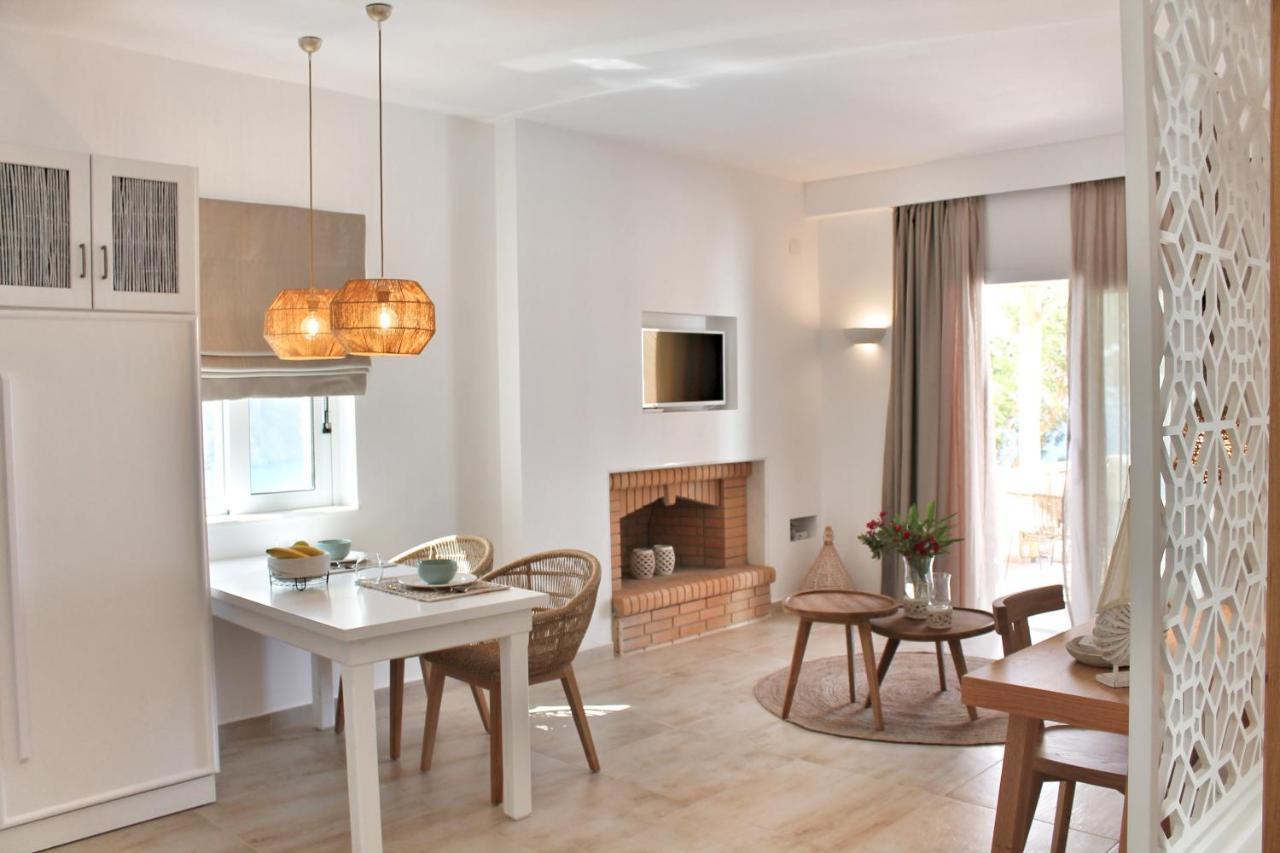 Akropolis Village Complex Of Luxury Residence Kyra Panagia Exteriör bild